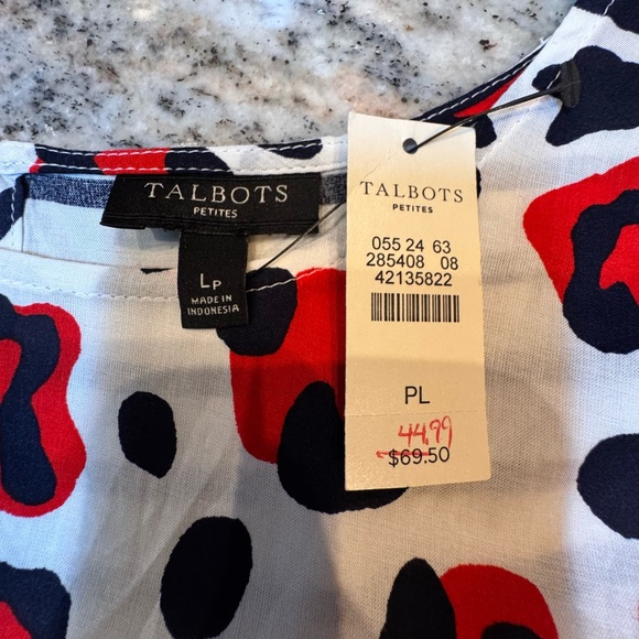 Talbots Petite Red and Black Leopard Print Top with different pattern on back - Picture 9 of 9